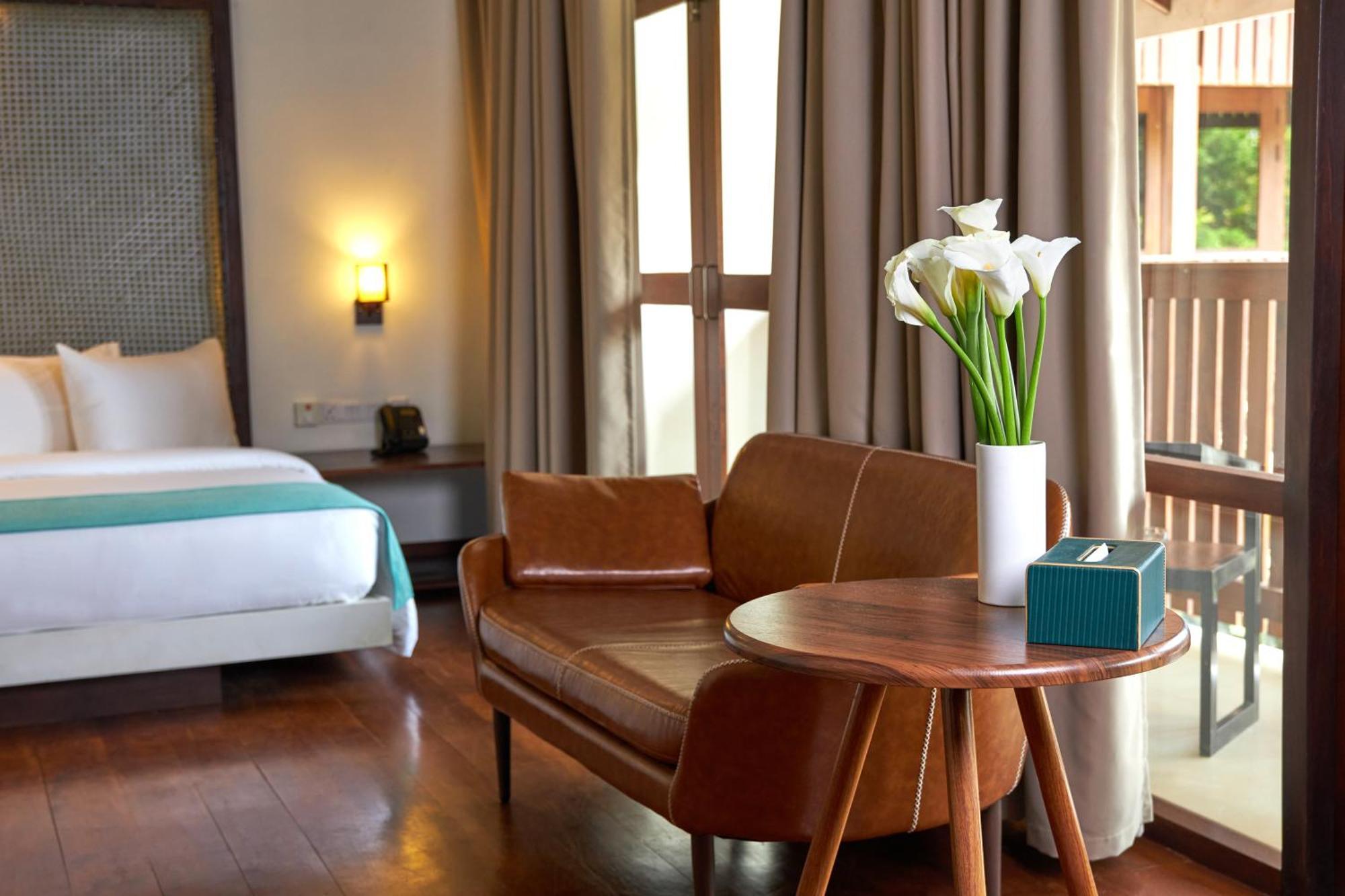 Seahorse Hotel & Spa Negombo Esterno foto